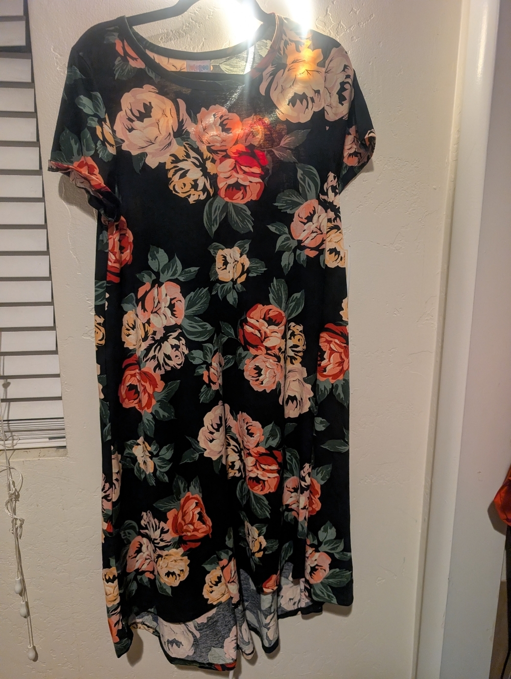 LuLaRoe Carly- L